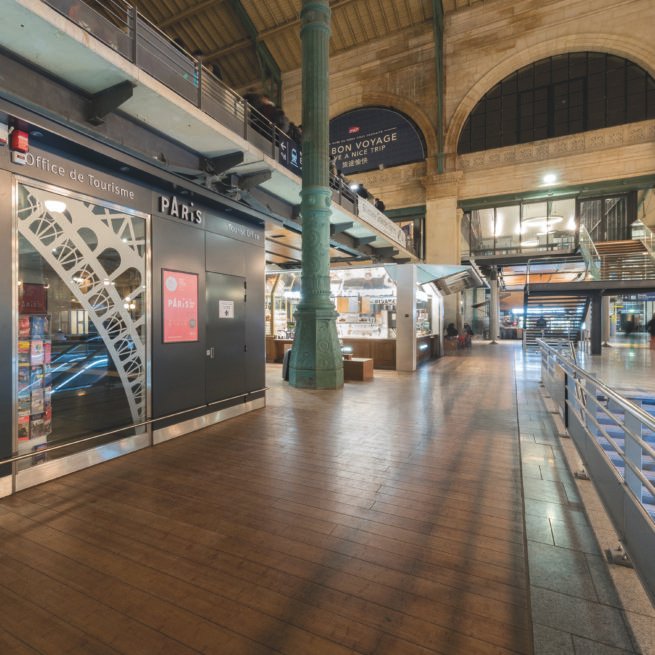 Rich results on Google's SERP when searching for 'komercines industrines grindys'